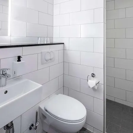 スカンディック オリンピック ホテル 3*